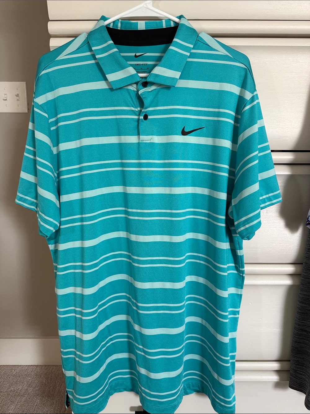 Nike Men’s Teal and Light Aqua Striped Polo